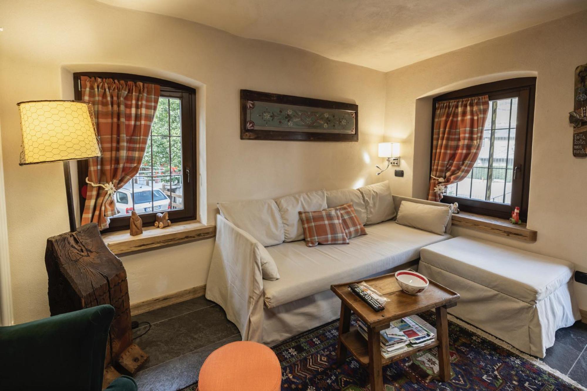 La Casa Del Cuore Appartement Fenis Buitenkant foto