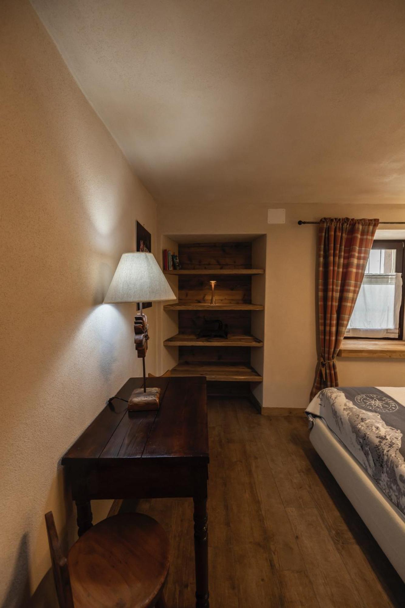 La Casa Del Cuore Appartement Fenis Buitenkant foto